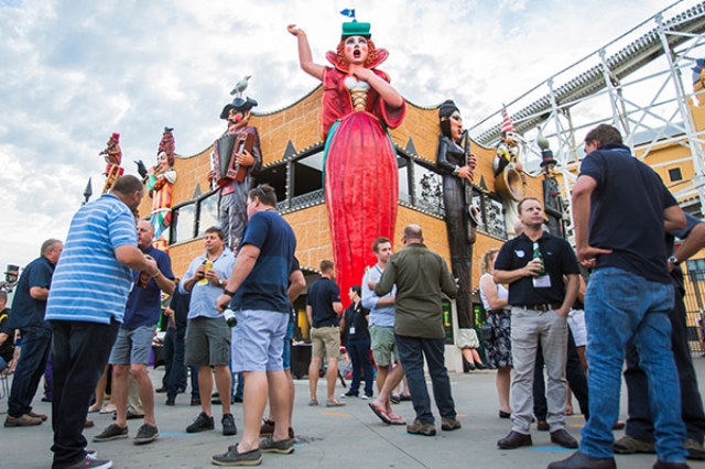 Hire Luna Park for Conferences & Expos
