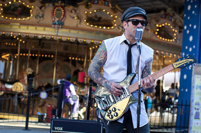 Live Music at Luna Park